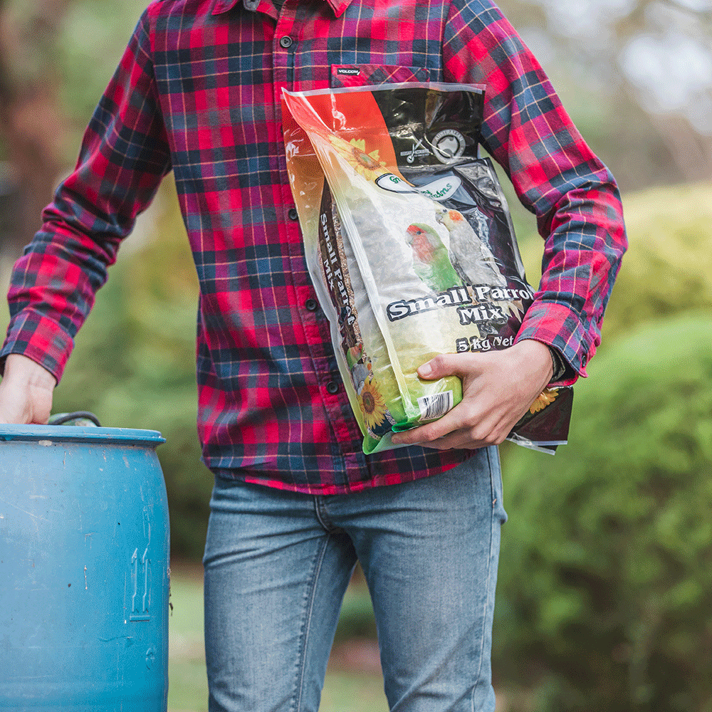 Green Valley Small Parrot Mix