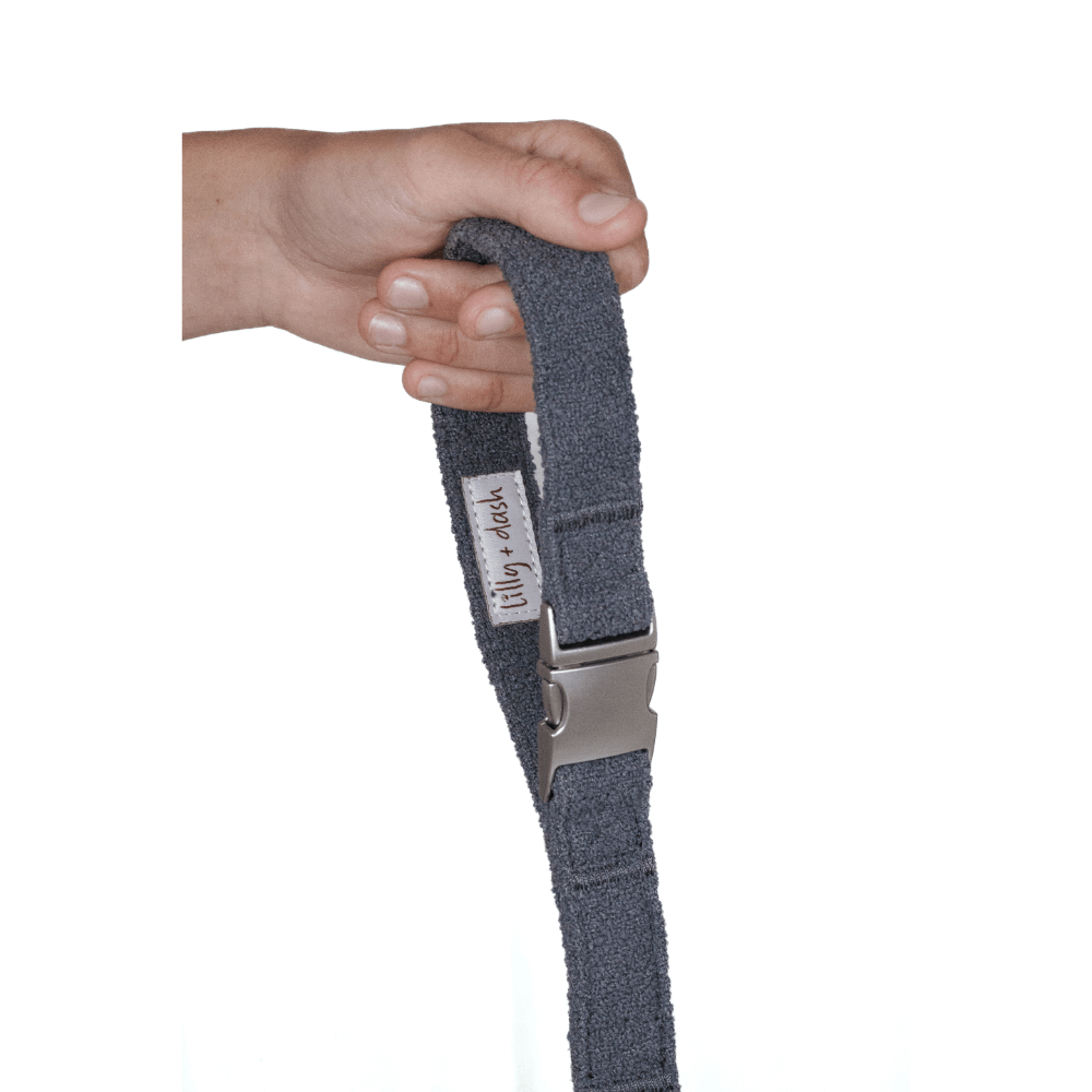 Boucle Dog Lead in Charcoal